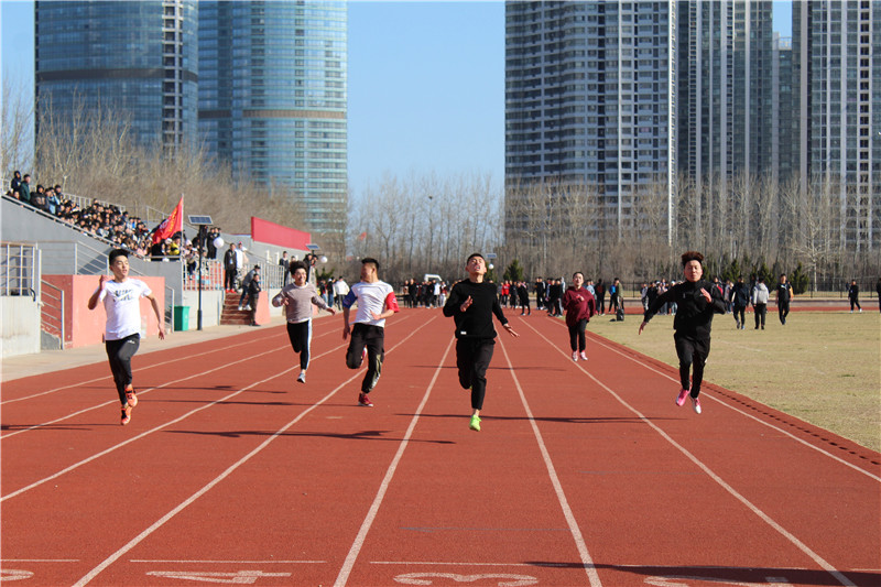 管理系春季运动会3.JPG 管理系春季运动会3.JPG